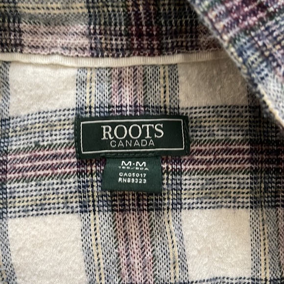 Woman’s ROOTS flannel - Picture 5 of 7